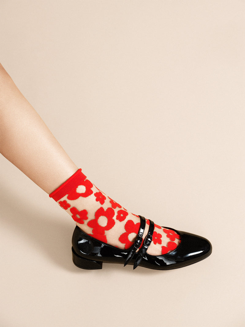 Pop Sheer Short Crew Socks - Red