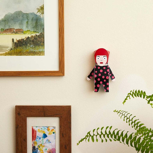 Artist Paper Doll: Yayoi Origami